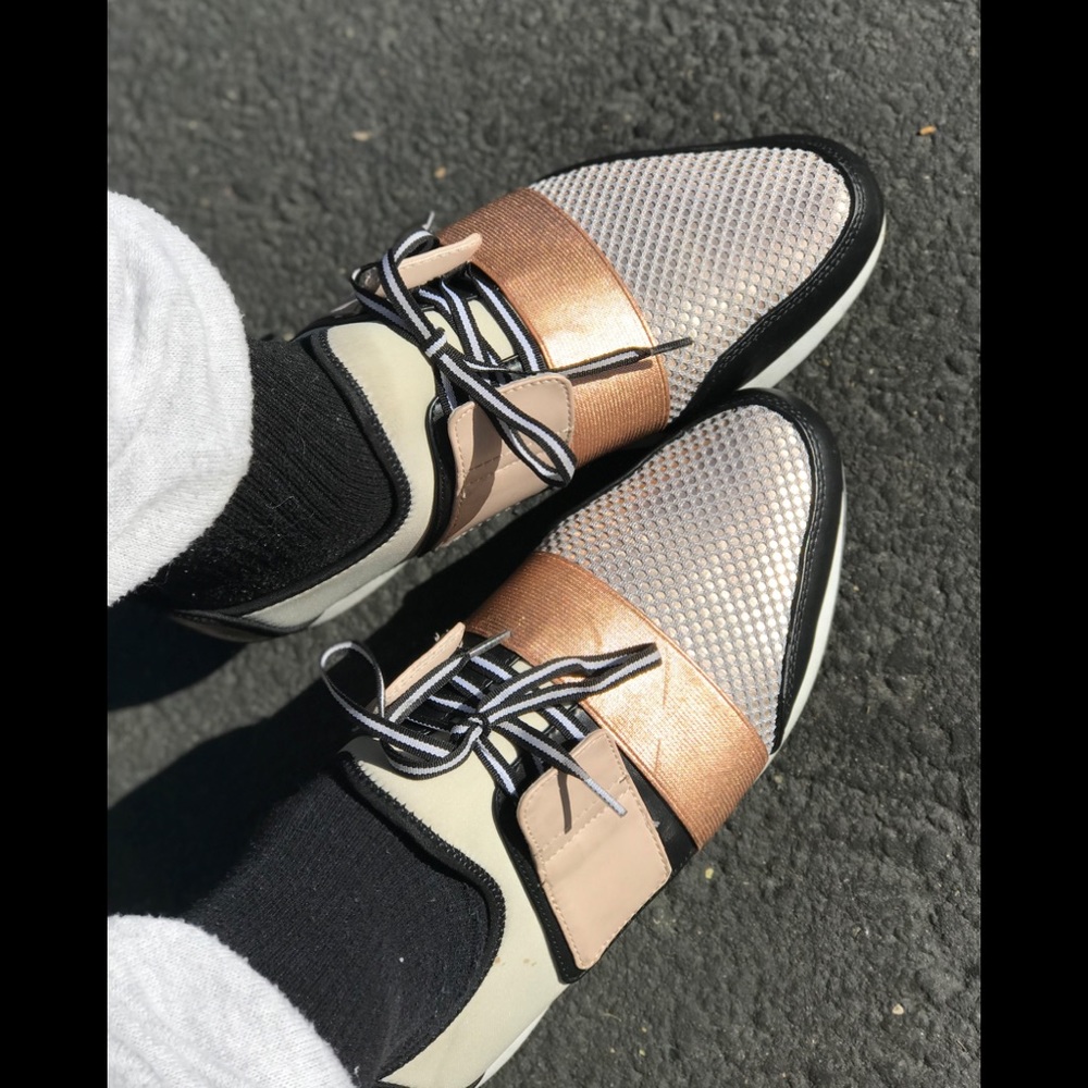 Womens size 11 dress sneakers